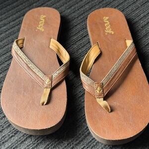 Reef Brown and Tan Leather Flip Flop Sandals